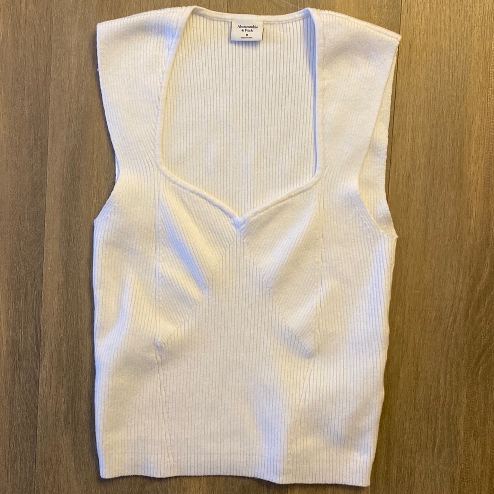 Abercrombie & Fitch White knit tank